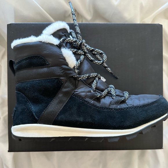 Sorel Whitney Flurry Boots - Picture 3 of 13